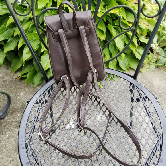 Small backpack - Picture 2 of 4